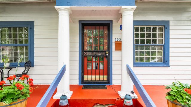 5925 Julian Avenue, Indianapolis, IN 46219