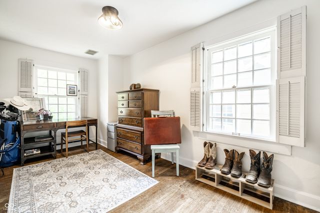 5925 Julian Avenue, Indianapolis, IN 46219