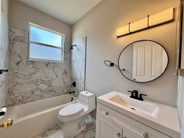 5403 LINDBURG STREET, Riverview, FL 33578