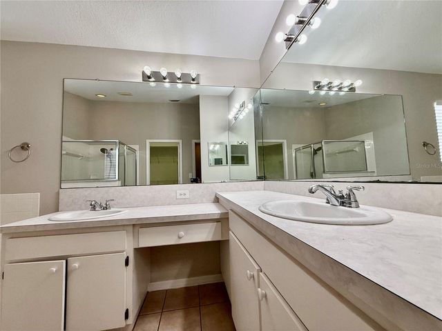5403 LINDBURG STREET, Riverview, FL 33578