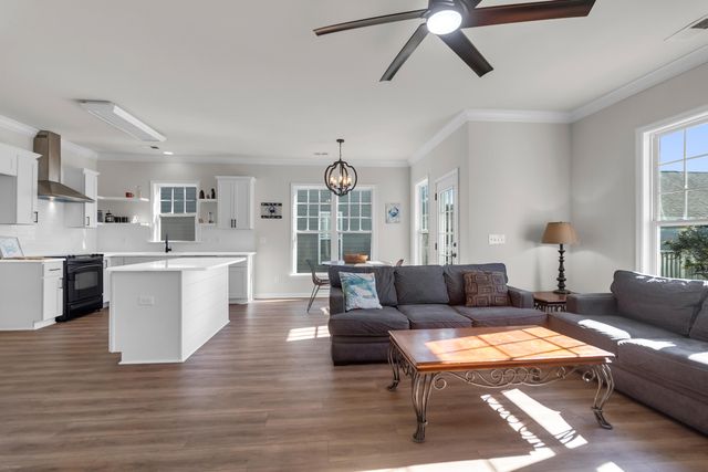 113 Amaranth Avenue, Summerville, SC 29483