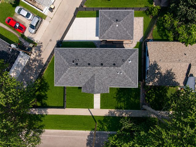 8640 Center Street, River Grove, IL 60171