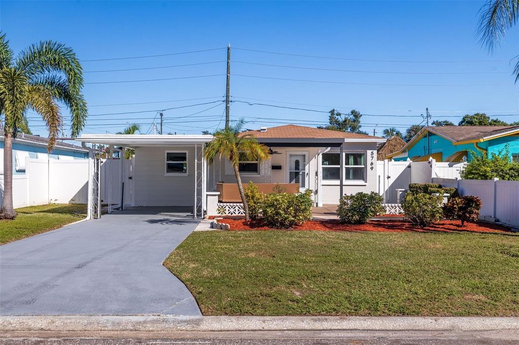 Image 1 of property listing at 5769 DARTMOUTH AVENUE N, St Petersburg, FL 33710