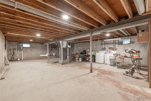 5509 Carla Drive, High Ridge, MO 63049