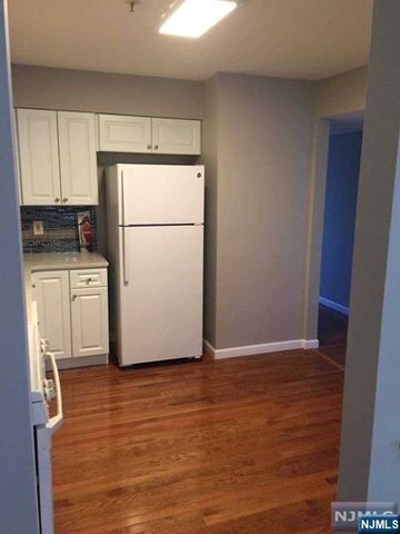 1-3-1 Orchard Park, Allendale, NJ 07401