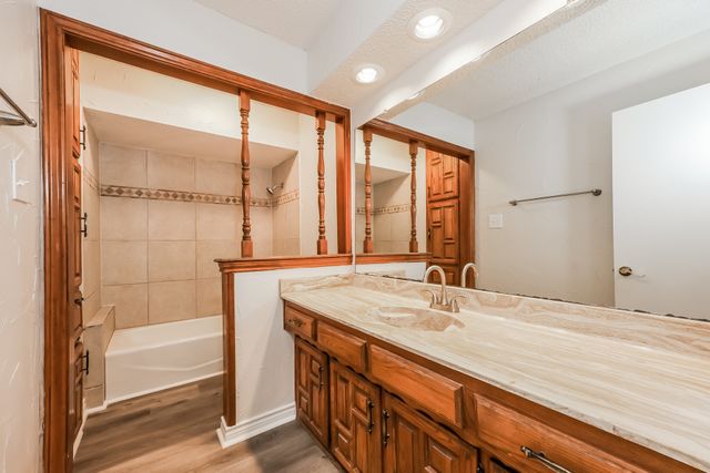 1617 James Good Lane, Garland, TX 75043