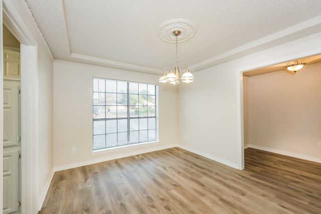 1617 James Good Lane, Garland, TX 75043