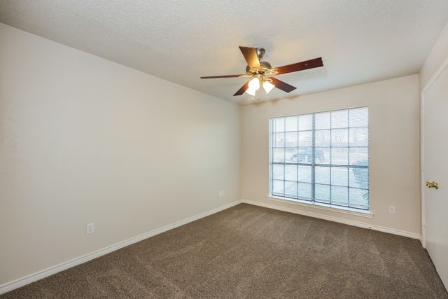 1617 James Good Lane, Garland, TX 75043