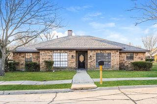 1617 James Good Lane, Garland, TX 75043