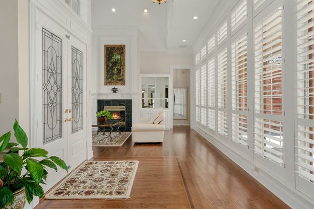 303 W Charlottesville Avenue, Colleyville, TX 76034