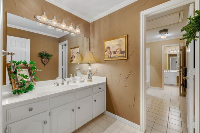 303 W Charlottesville Avenue, Colleyville, TX 76034