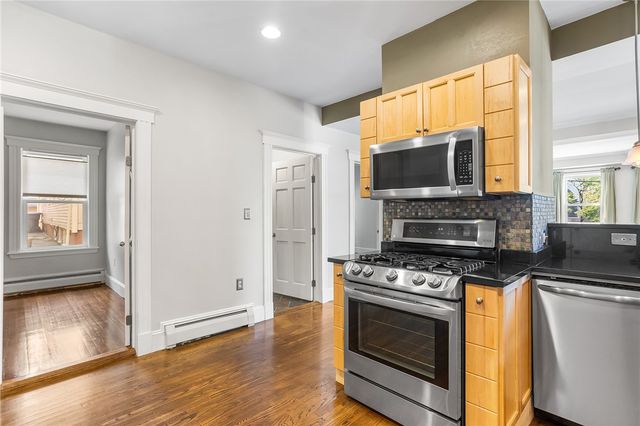224 Olney Street 1, Providence, RI 02906