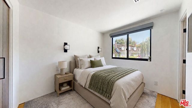 11428 Dona Lola Drive, Studio City, CA 91604