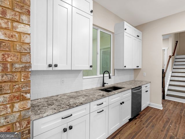 1019 Oakridge Drive, Griffin, GA 30223