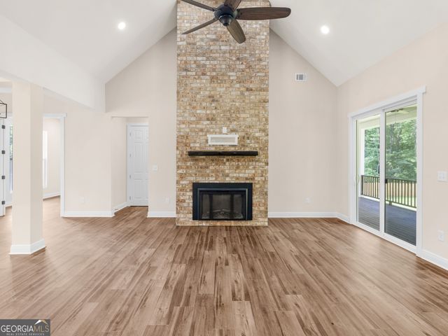 1019 Oakridge Drive, Griffin, GA 30223