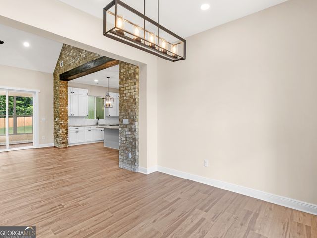 1019 Oakridge Drive, Griffin, GA 30223