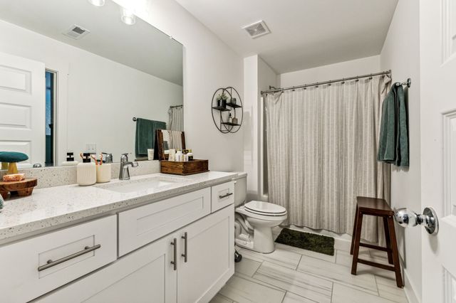 420 Creative Way, Madison, TN 37115