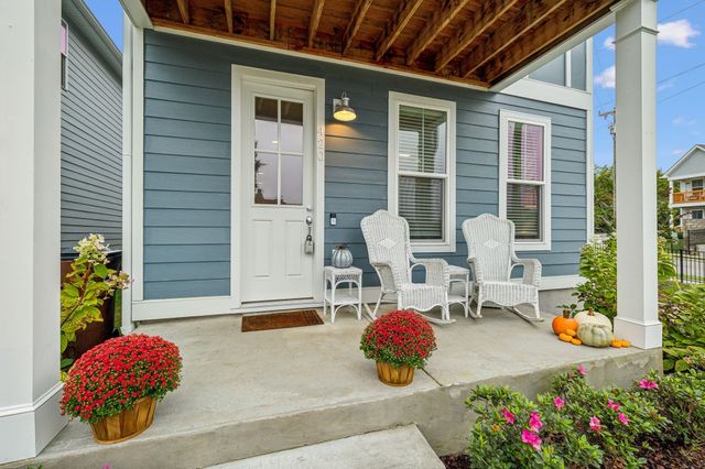 420 Creative Way, Madison, TN 37115