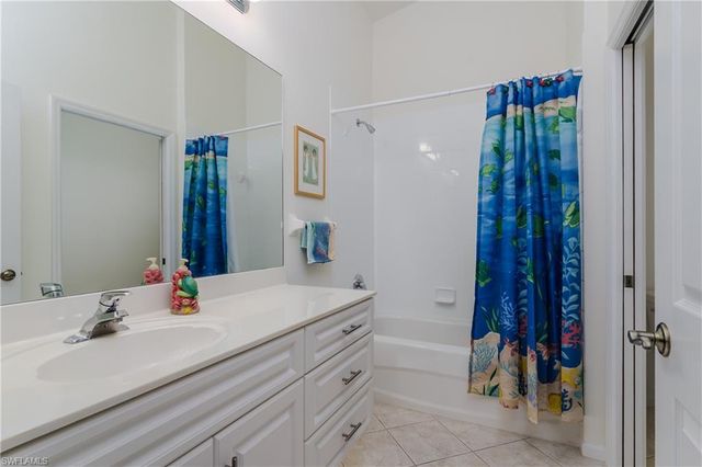 6830 Beach Resort DR 2602, Naples, FL 34114