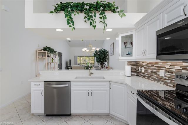 6830 Beach Resort DR 2602, Naples, FL 34114