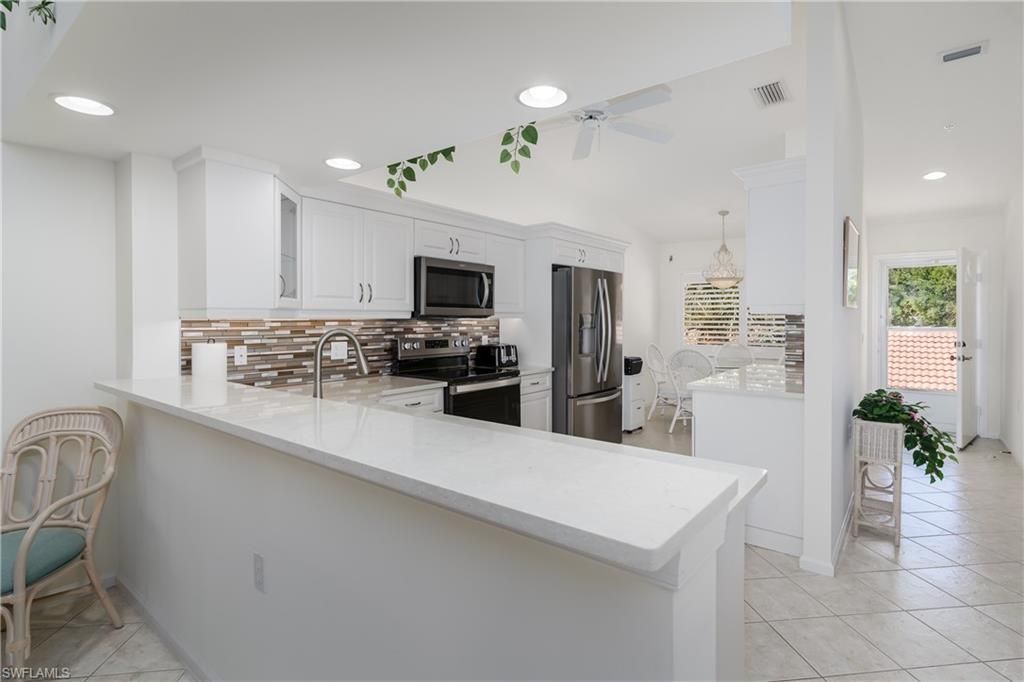 6830 Beach Resort DR 2602, NAPLES, FL 34114 — photo 5