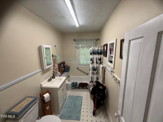 5912 Dunbar Road, Appalachia, VA 24216