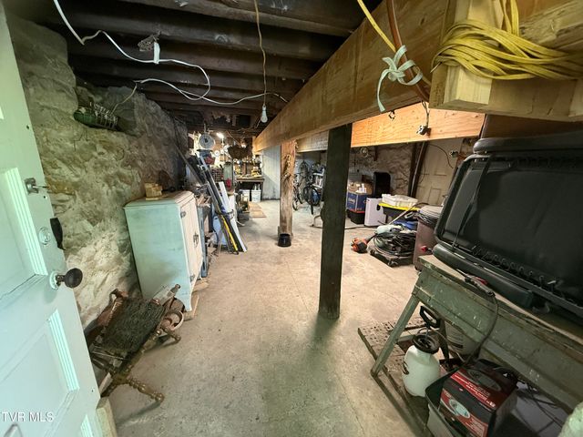 5912 Dunbar Road, Appalachia, VA 24216