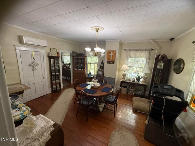 5912 Dunbar Road, Appalachia, VA 24216