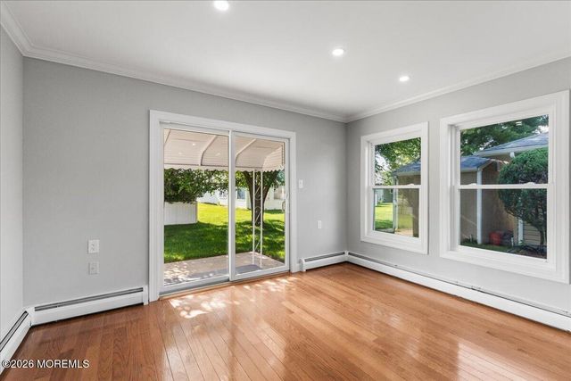 3 Montego Street, Toms River, NJ 08757