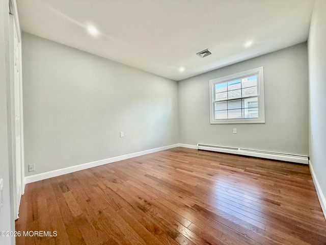 3 Montego Street, Toms River, NJ 08757
