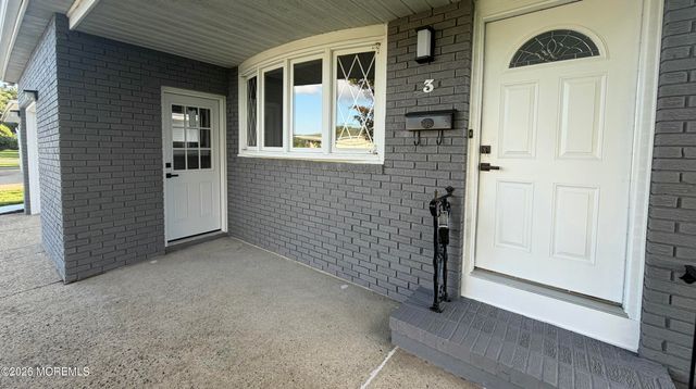 3 Montego Street, Toms River, NJ 08757