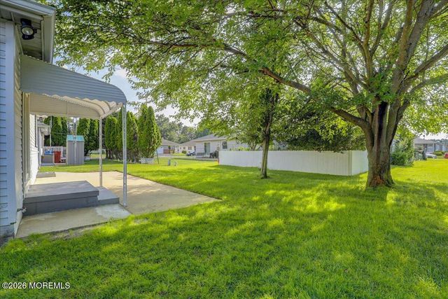 3 Montego Street, Toms River, NJ 08757