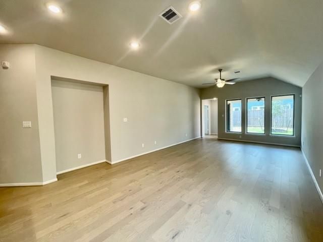 4030 Kinsey Street, Iowa Colony, TX 77583