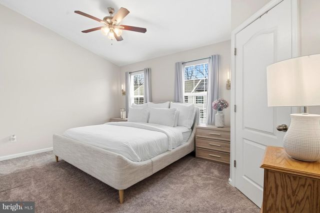 7649 TIMBERCROSS LN, Glen Burnie, MD 21060