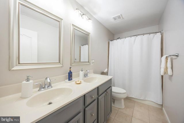 7649 TIMBERCROSS LN, Glen Burnie, MD 21060