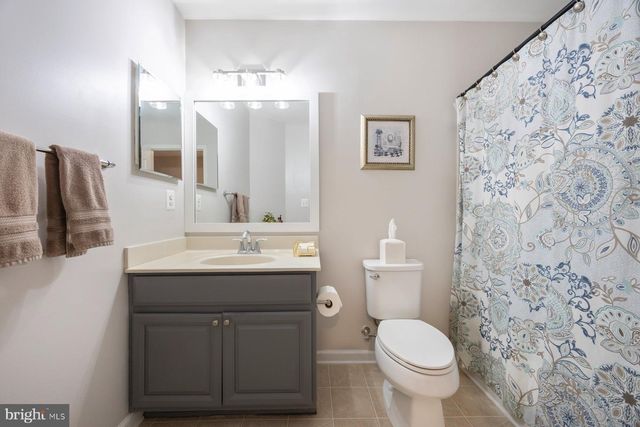 7649 TIMBERCROSS LN, Glen Burnie, MD 21060