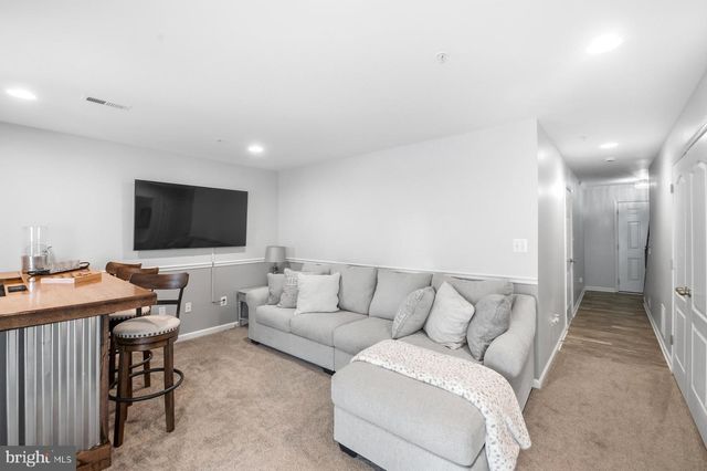 7649 TIMBERCROSS LN, Glen Burnie, MD 21060