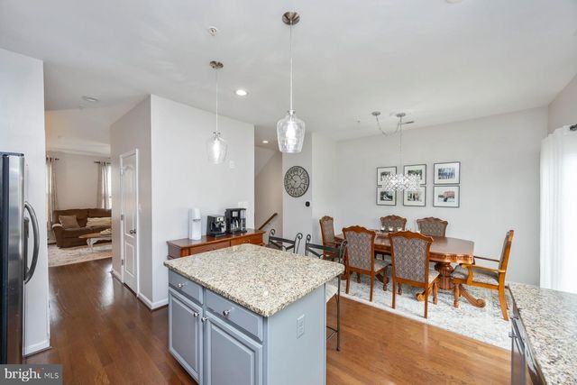 7649 TIMBERCROSS LN, Glen Burnie, MD 21060