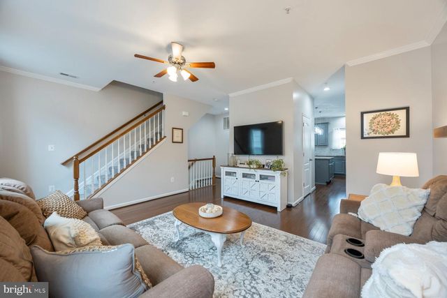 7649 TIMBERCROSS LN, Glen Burnie, MD 21060