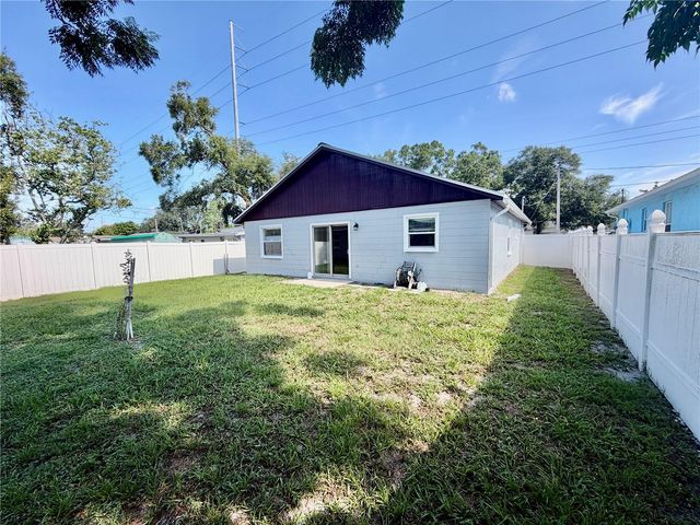 2604 W KIRBY STREET, Tampa, FL 33614