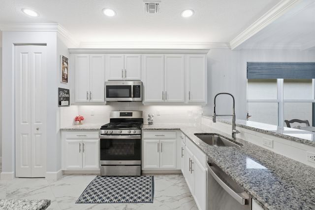 11737 SW Lagoon Lane, Port St. Lucie, Port St Lucie, FL 34987