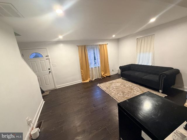 727 CLOUDYFOLD, Pikesville, MD 21208