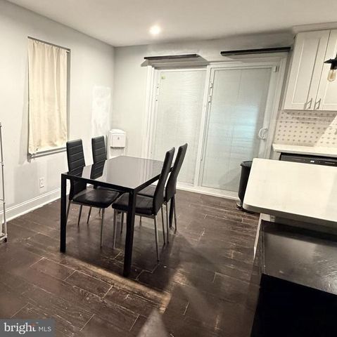 727 CLOUDYFOLD, Pikesville, MD 21208