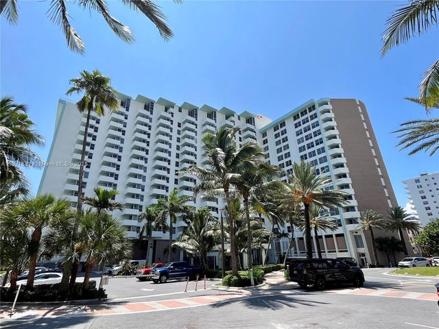 2899 Collins Ave 1201, Miami Beach, FL 33140
