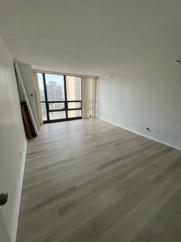 10 E Ontario Street 4102, Chicago, IL 60611