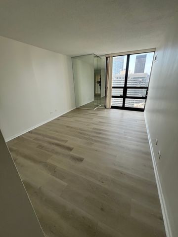 10 E Ontario Street 4102, Chicago, IL 60611