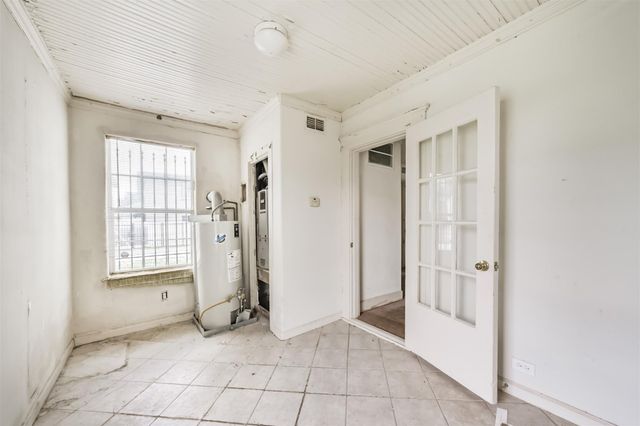 2904 Palm Street, Houston, TX 77004