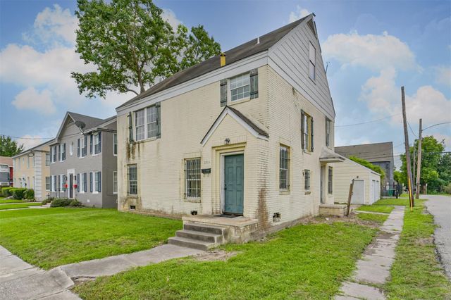 2904 Palm Street, Houston, TX 77004