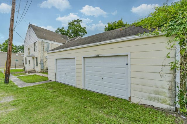 2904 Palm Street, Houston, TX 77004