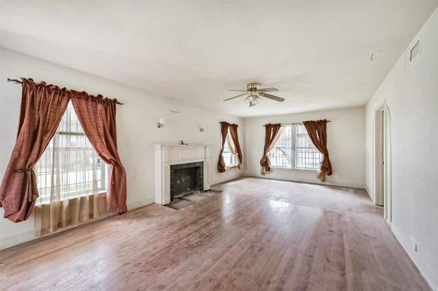 2904 Palm Street, Houston, TX 77004